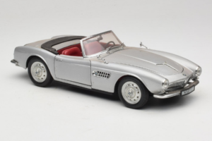 BMW 507 Kabriolet Srebrny Revell 1:18 8829 Metal — zdjęcie 6 z 8