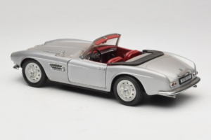 BMW 507 Kabriolet Srebrny Revell 1:18 8829 Metal — zdjęcie 7 z 8