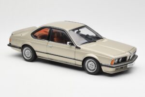 BMW 635 CSi E24 Bronzit Beige Metallic AUTOart 1:18 70523 Metal — zdjęcie 6 z 8