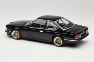 BMW 635 CSi E24 ETCC Czarny Minichamps 1:18 155832501 Metal — zdjęcie 5 z 6