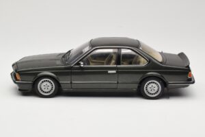 BMW 635 CSi E24 Malachit Green Metallic AUTOart 1:18 70522 Metal — zdjęcie 4 z 8