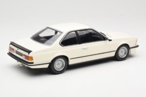 BMW 635 CSi E24 Biały Minichamps 1:18 155028102 Metal — zdjęcie 2 z 6