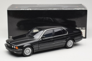 BMW 730i E32 Black Metallic Minichamps 1:18 100023002 Metal — zdjęcie 8 z 8