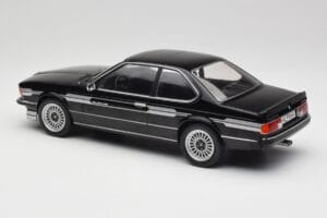 BMW Alpina B7 Turbo E24 Diamond Black MCG 1:18 MCG18235 Metal — zdjęcie 5 z 6