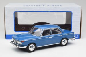 BMW 2000 Tilux E120 Caribe Niebieski MCG 1:18 MCG18291 Metal — zdjęcie 6 z 6