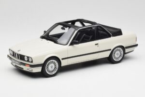 BMW 325i E30 Baur TC2 Biały Otto 1:18 OT1097 Żywica