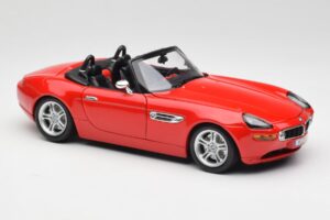 BMW Z8 E52 Roadster Jaskrawy Czerwony Bburago 1:18 12032 Metal — zdjęcie 6 z 8