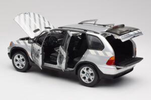 BMW X5 E53 3.0d Service Mobil Kyosho 1:18 80430305646 Metal — zdjęcie 5 z 8