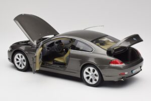BMW 6 E63 Coupe Jasny Brąz Kyosho 1:18 80430153283 Metal — zdjęcie 5 z 8