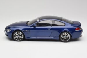 BMW M6 E63 Niebieski Kyosho 1:18 80430413351 Metal — zdjęcie 4 z 8