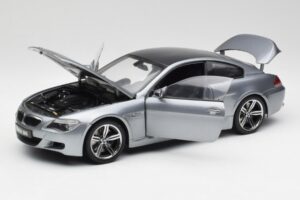 BMW M6 E63 Silver Szary Kyosho 1:18 08703GR Metal — zdjęcie 2 z 8