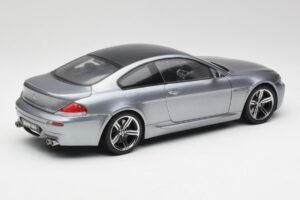 BMW M6 E63 Silver Szary Kyosho 1:18 08703GR Metal — zdjęcie 3 z 8