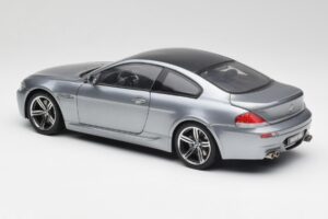 BMW M6 E63 Silver Szary Kyosho 1:18 08703GR Metal — zdjęcie 7 z 8