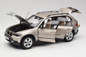 BMW X5 E70 4.8i Platinum Brązowy Metalik Kyosho 1:18 80430413413 Metal — zdjęcie 2 z 8