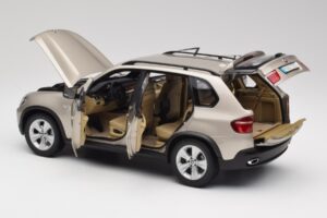 BMW X5 E70 4.8i Platinum Brązowy Metalik Kyosho 1:18 80430413413 Metal — zdjęcie 5 z 8