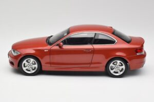 BMW 1 E82 Coupe Pomarańczowy Kyosho 1:18 80430427064 Metal — zdjęcie 4 z 8