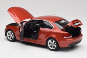 BMW 1 E82 Coupe Pomarańczowy Kyosho 1:18 80430427064 Metal — zdjęcie 5 z 8