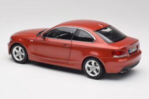 BMW 1 E82 Coupe Pomarańczowy Kyosho 1:18 80430427064 Metal — zdjęcie 7 z 8