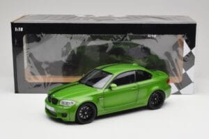 BMW 1 Series E82 Coupe Taiga Green Metallic Minichamps 1:18 110020024 Metal — zdjęcie 8 z 8