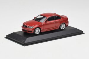 BMW 1M E82 Pomarańczowy Minichamps 1:43 413020023 Metal — zdjęcie 2 z 5