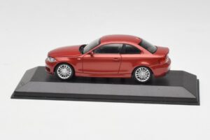 BMW 1M E82 Pomarańczowy Minichamps 1:43 413020023 Metal