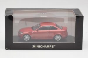 BMW 1M E82 Pomarańczowy Minichamps 1:43 413020023 Metal — zdjęcie 5 z 5