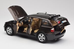 BMW X3 E83 3.0d Ciemny Brązowy Metalik Kyosho 1:18 80430300736 Metal — zdjęcie 5 z 8
