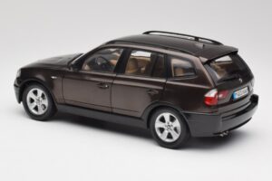 BMW X3 E83 3.0d Ciemny Brązowy Metalik Kyosho 1:18 80430300736 Metal — zdjęcie 7 z 8