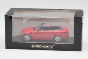 BMW 1 Series E88 Kabriolet Karmazynowy Czerwony Minichamps 1:43 431026230 Metal — zdjęcie 4 z 5