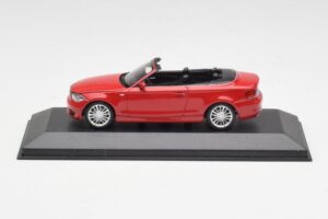 BMW 1 Series E88 Kabriolet Karmazynowy Czerwony Minichamps 1:43 431026230 Metal