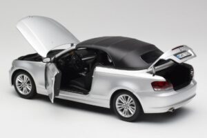 BMW 135i E88 Kabriolet Titan Srebrny Kyosho 1:18 80430427021 Metal — zdjęcie 5 z 8