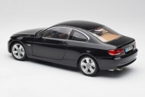 BMW 3 E92 Coupe Czarny Kyosho 1:18 80430407222 Metal — zdjęcie 7 z 8