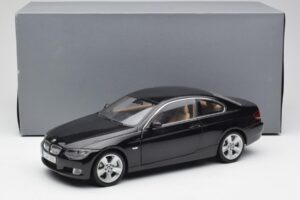 BMW 3 E92 Coupe Czarny Kyosho 1:18 80430407222 Metal — zdjęcie 8 z 8