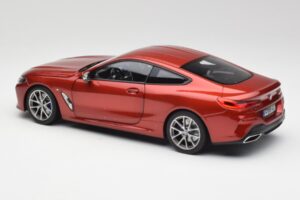 BMW M850i G15 Pomarańczowy Metallic Norev 1:18 183285 Metal — zdjęcie 7 z 8