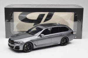 BMW G61 530e M Sport Touring Mineral Szary GT Spirit 1:18 GT485 Żywica — zdjęcie 6 z 6