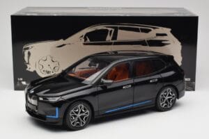 BMW iX Sapphire Black Minichamps 1:18 110023101 Metal — zdjęcie 8 z 8