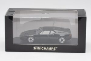 BMW M1 Czarny Minichamps 1:43 940025021 Metal — zdjęcie 4 z 4