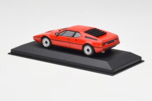 BMW M1 Czerwony Minichamps 1:43 430025022 Metal — zdjęcie 3 z 4