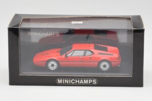 BMW M1 Czerwony Minichamps 1:43 430025022 Metal — zdjęcie 4 z 4