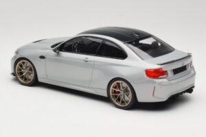 BMW M2 CS F87 Srebrny ze złotymi felgami Minichamps 1:18 155021028 Metal — zdjęcie 5 z 6