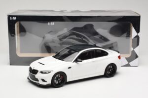 BMW M2 CS F87 Biały z czarnymi felgami Minichamps 1:18 155021025 Metal — zdjęcie 6 z 6