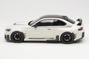 BMW M2 G87 M Performance Biały GT Spirit 1:18 GT476 Żywica — zdjęcie 3 z 6