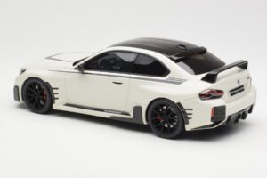 BMW M2 G87 M Performance Biały GT Spirit 1:18 GT476 Żywica — zdjęcie 5 z 6