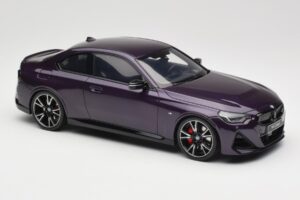 BMW M240i G42 Thundernight Metallic GT Spirit 1:18 GT504 Żywica — zdjęcie 4 z 6