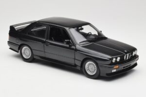 BMW M3 E30 Black Metallic Minichamps 1:18 180020306 Metal — zdjęcie 6 z 8