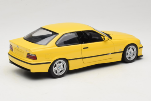 BMW M3 E36 Dakar Yellow UT Models 1:18 180022300 Metal — zdjęcie 3 z 8