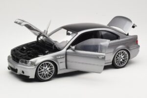BMW M3 E46 CSL Srebrny Kyosho 1:18 08506S Metal — zdjęcie 2 z 8