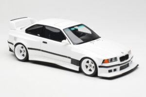 BMW M3 GTR E36 Khyzyl Saleem Alpine Biały Otto 1:18 OT1051 Żywica — zdjęcie 4 z 6