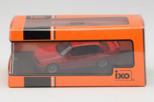 BMW M3 E30 Sport Evolution Czerwony IXO 1:43 CLC583N Metal — zdjęcie 4 z 4