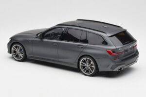 BMW M340i G20 xDrive M Sport Szary GT Spirit 1:18 GT471 Żywica — zdjęcie 5 z 6